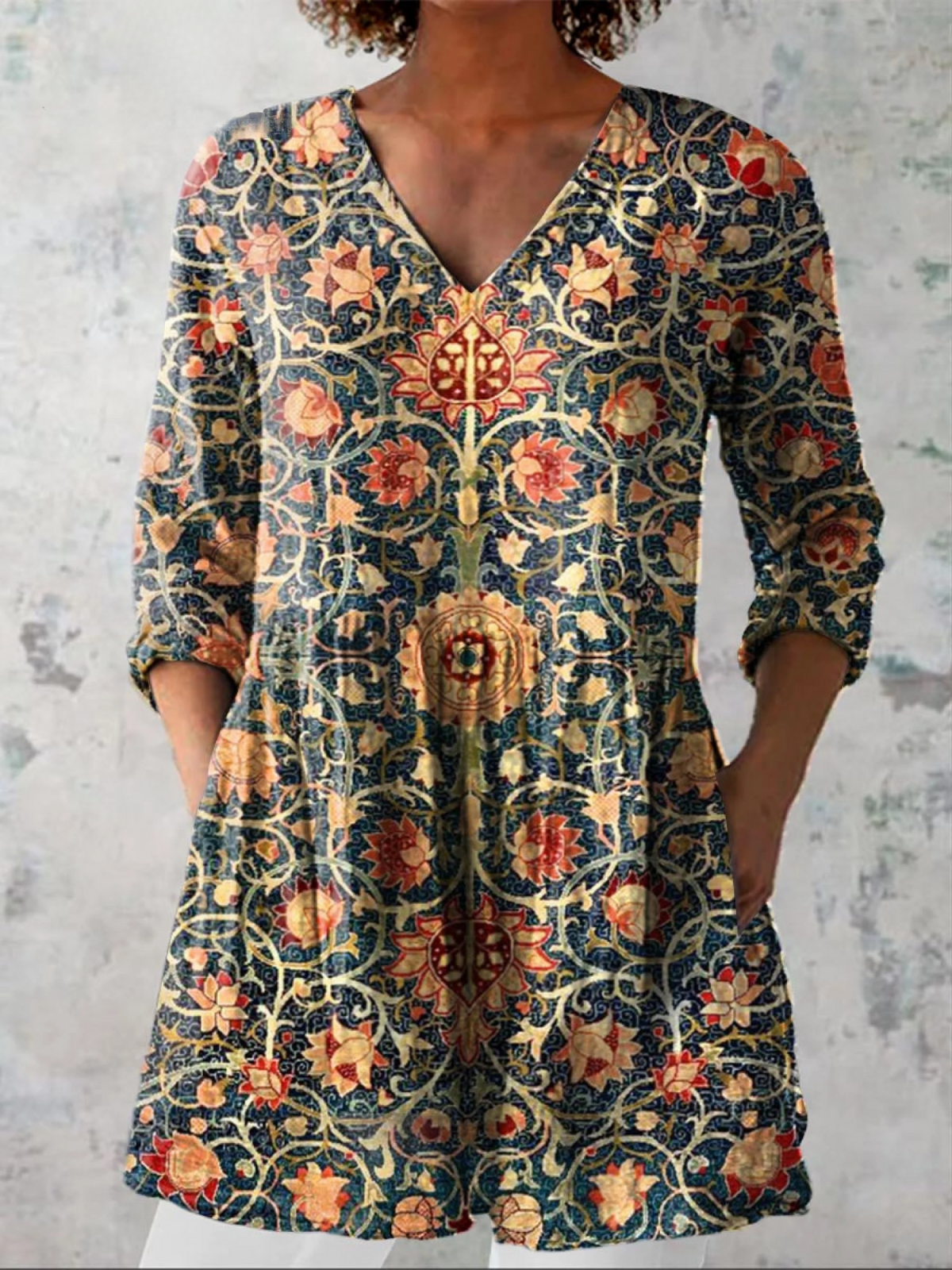 Celine | Camicetta lunga con scollo a V