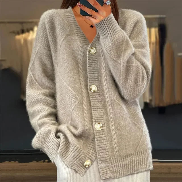 Lena | Cardigan Morbido con Bottoni