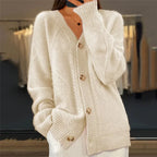 Lena | Cardigan Morbido con Bottoni