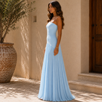 Abito con spalle scoperte