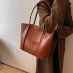 Christina™ | Borsa a spalla raffinata