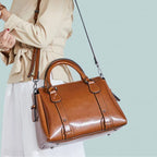 Camille™ | Borsa a spalla lucida