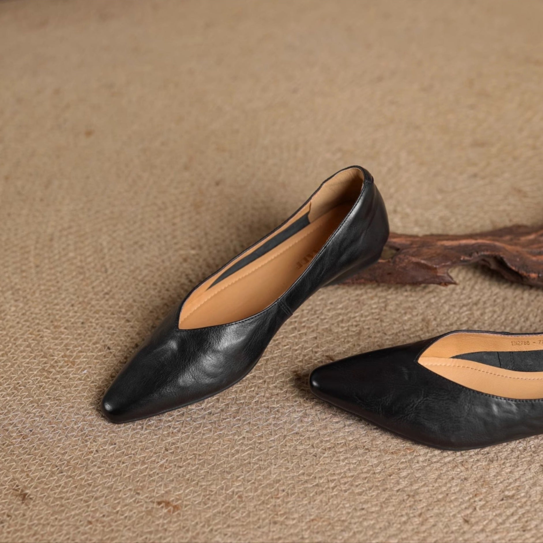 Valmir | Mules in Pelle Genuina