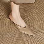 Mules in pelle Eneva