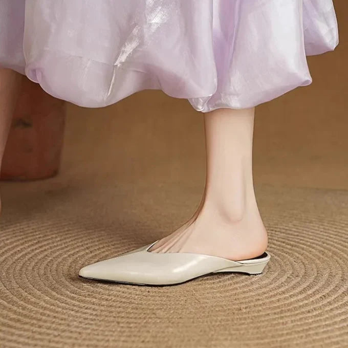 Mules in pelle Eneva