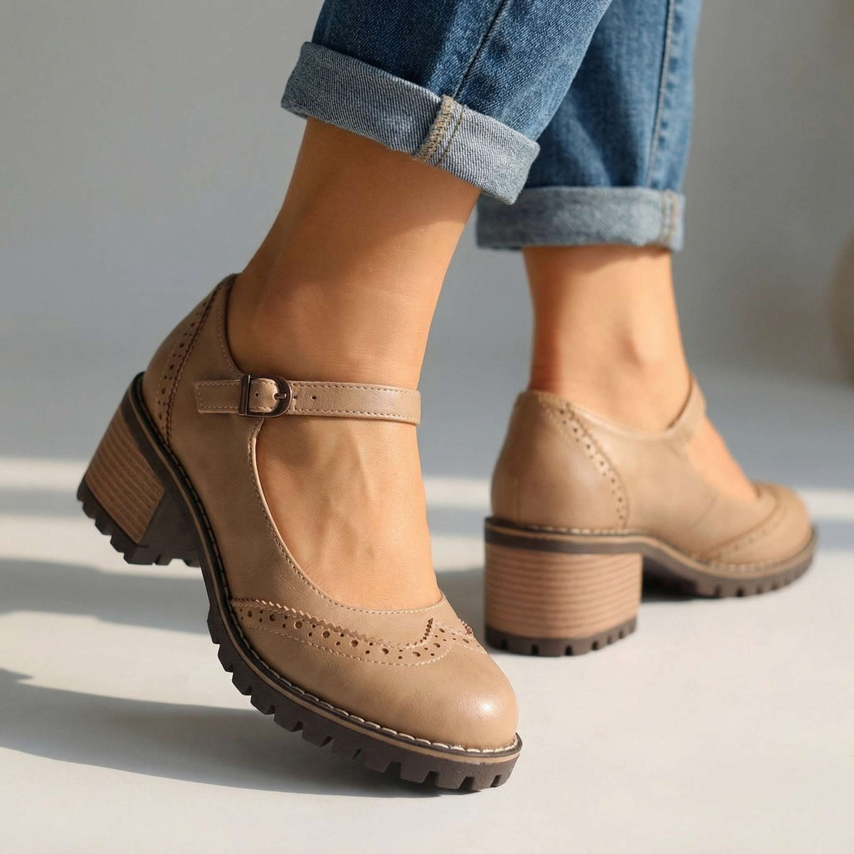 Chiara | Décolleté Vintage Comfort